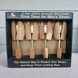 Rochester Shoe Tree Company Red Cedar Aromatic Men Medium SZ 8W to 10N Set of 2